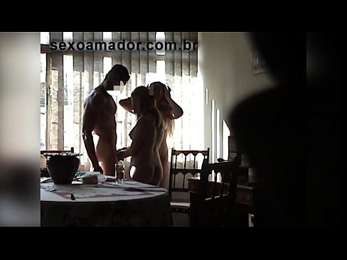 ❤️ Marafiki wa ngono hualika mtu mkubwa na watatu pamoja naye Ponografia yenye ubora